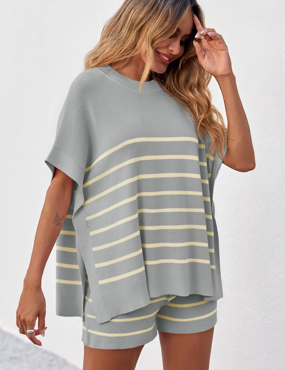 Fisoew Women's Light Grey Striped Oversized Lounge Short Sets - Fisoew