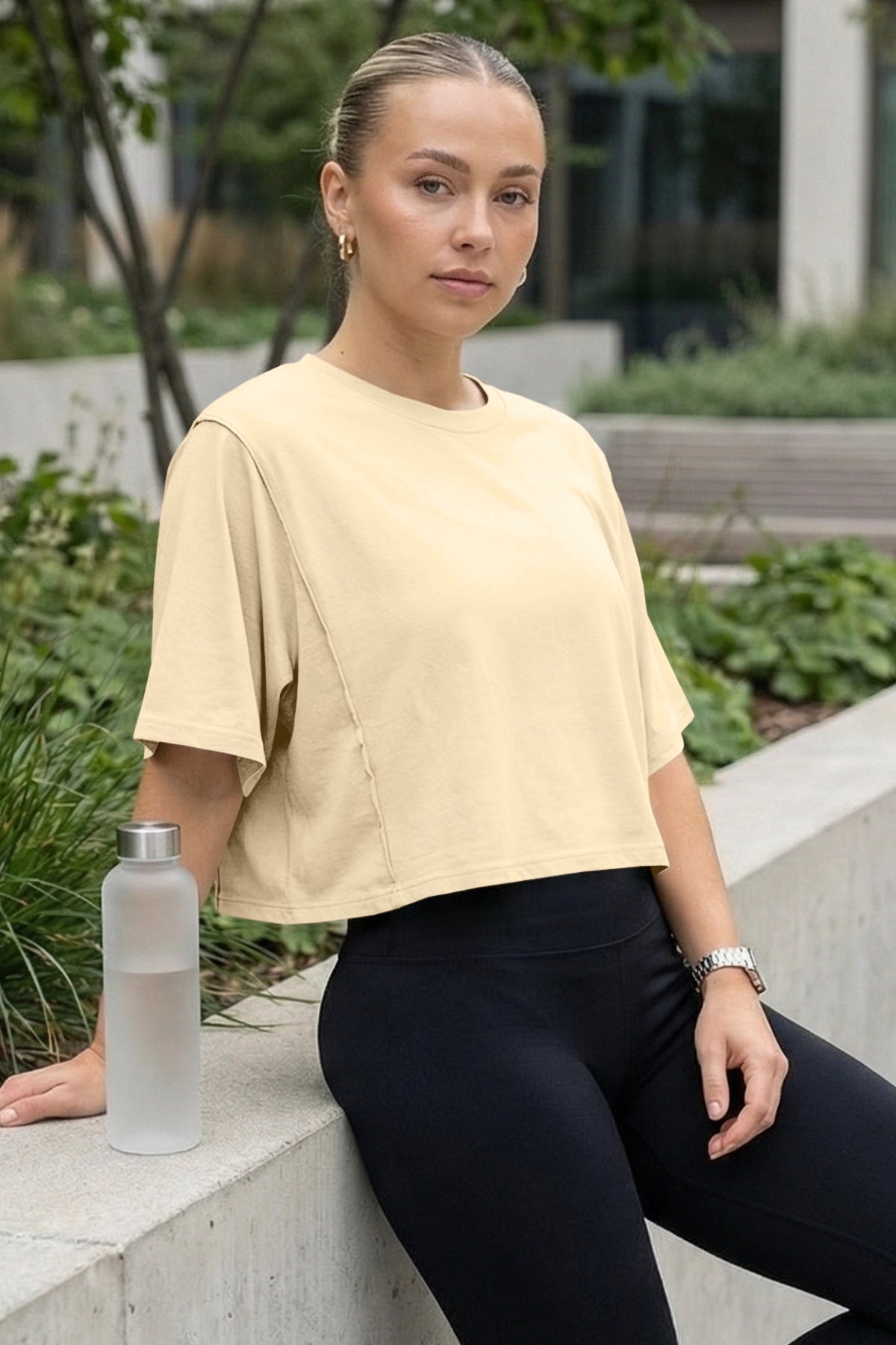 Fisoew Women's Beige Oversized Crop Tops Summer T-Shirt - Fisoew
