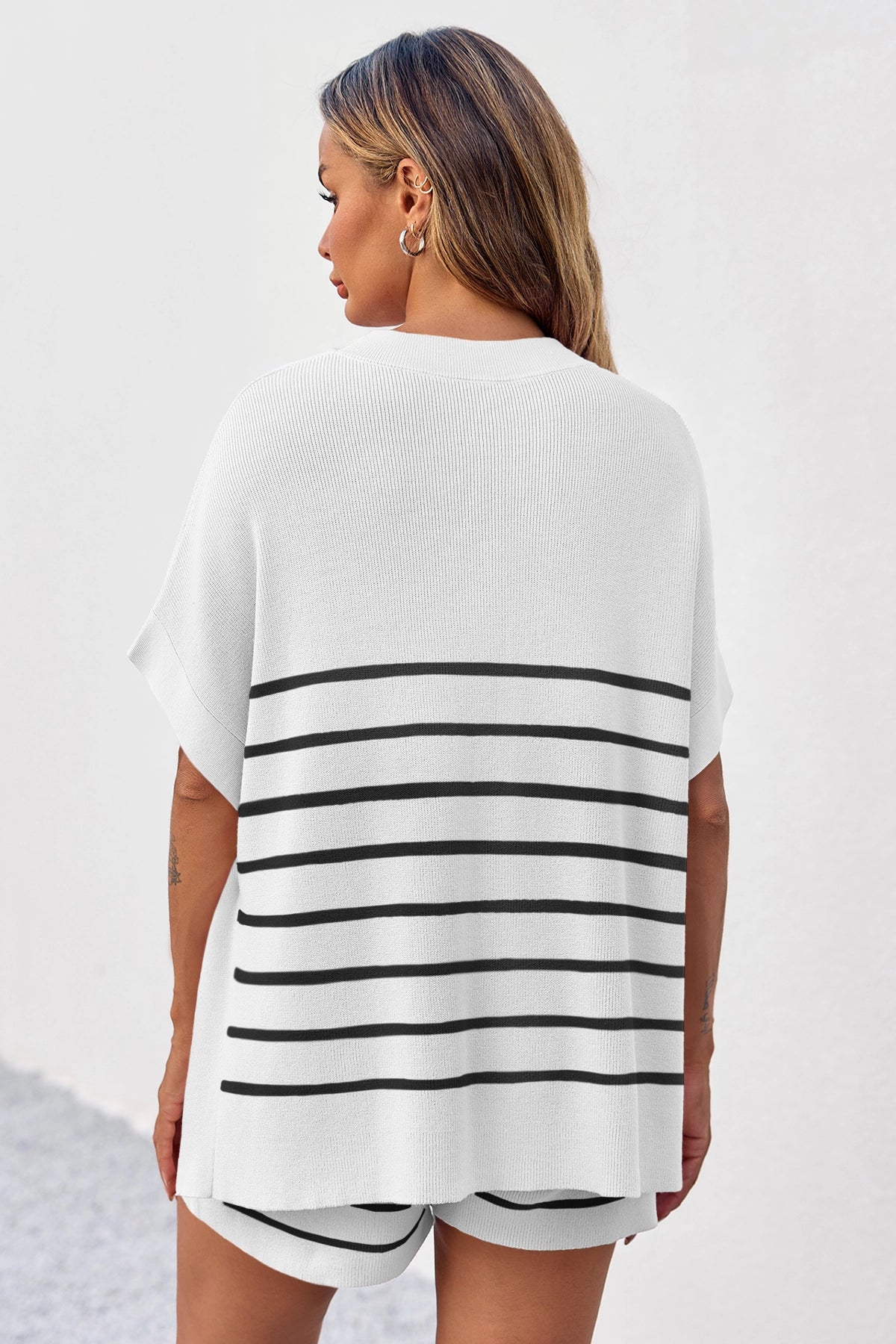 Fisoew Women's White Striped Oversized Lounge Short Sets - Fisoew