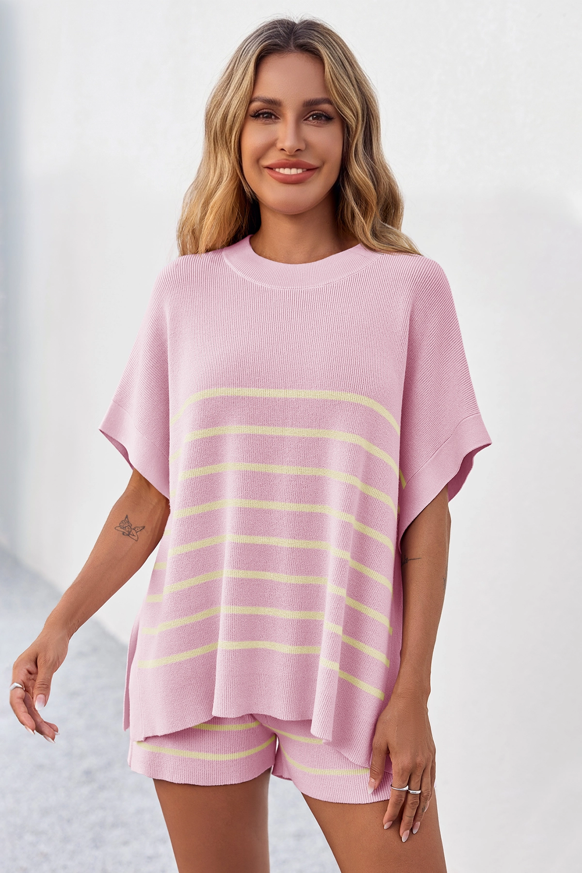 Fisoew Women's Pink Striped Oversized Lounge Short Sets - Fisoew